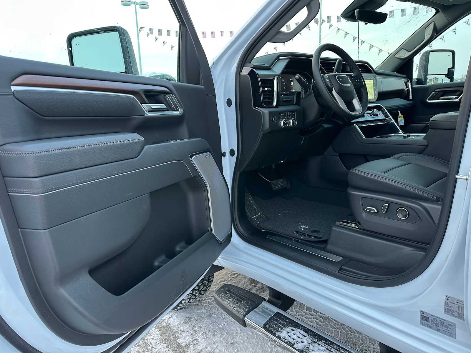 New 2026 GMC Sierra 3500 Denali w/ Denali Reserve Package AWD/4WD image 20