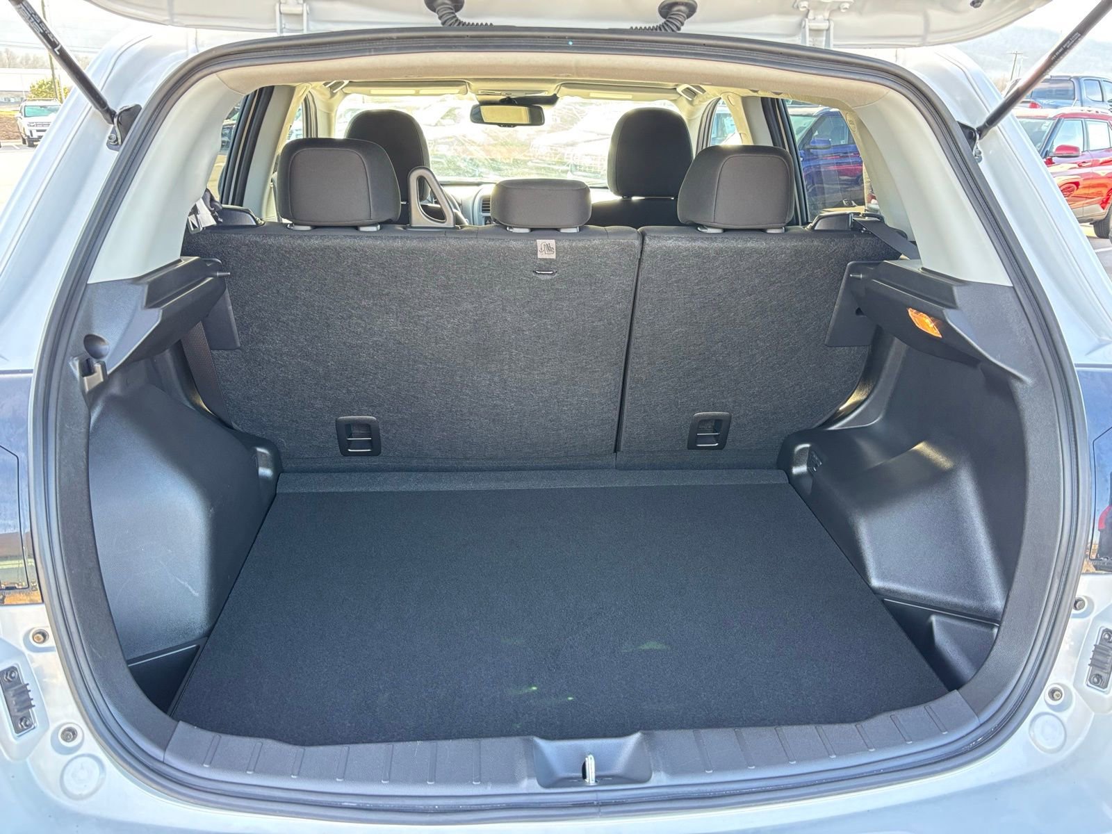 Used 2024 Mitsubishi Outlander Sport ES image 17