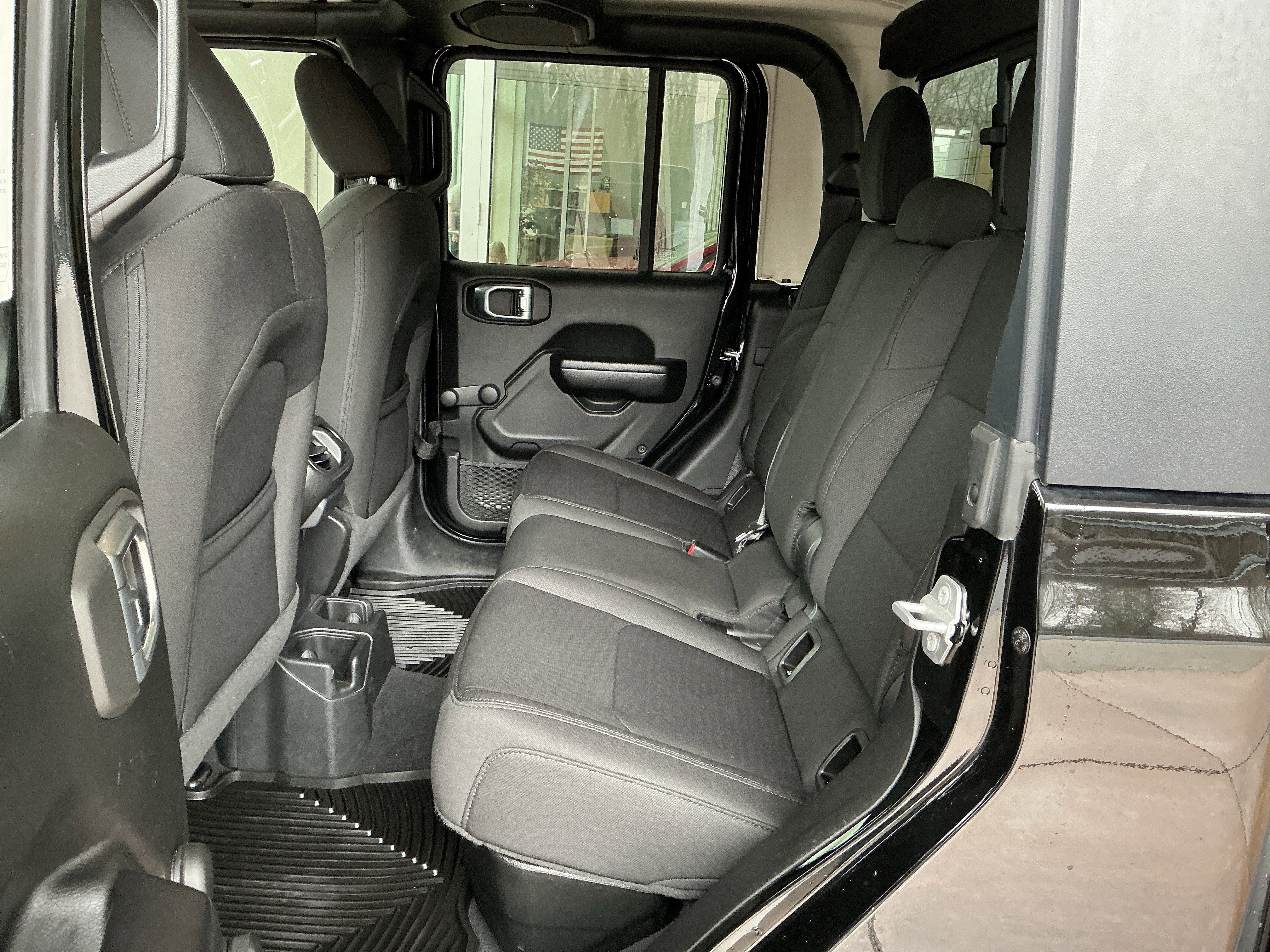 Used 2021 Jeep Gladiator Sport image 18