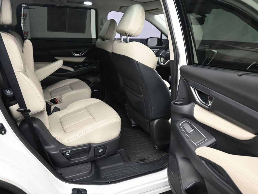 Used 2022 Subaru Ascent Limited w/ Technology Package image 12