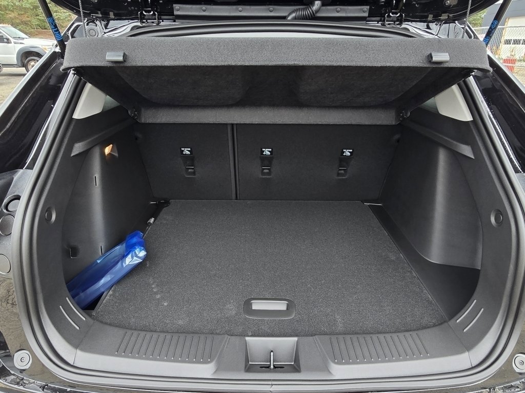 New 2026 Chevrolet Trax LT w/ Driver Confidence Package image 14