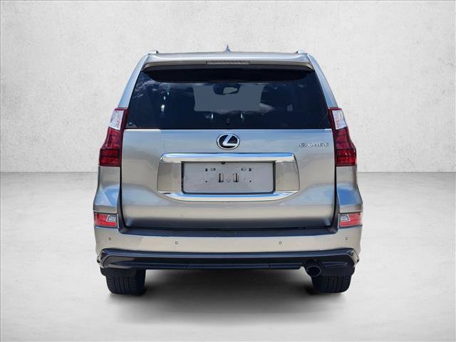 Used 2022 Lexus GX 460 Luxury w/ Sport Design Package AWD/4WD image 6