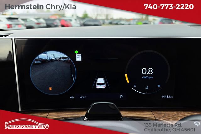 Used 2025 Hyundai Santa Fe Limited image 17