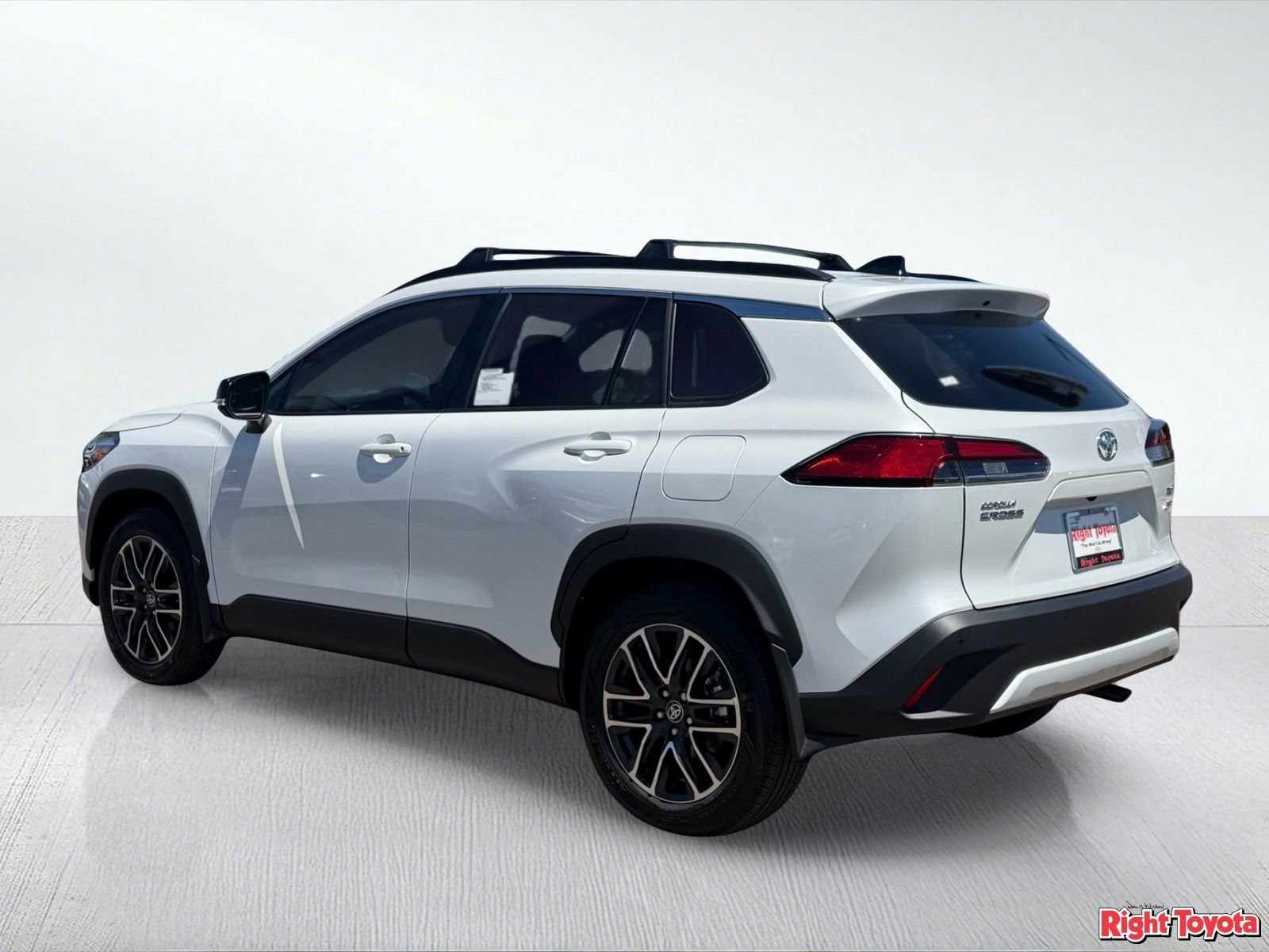 New 2026 Toyota Corolla Cross XLE AWD/4WD image 4