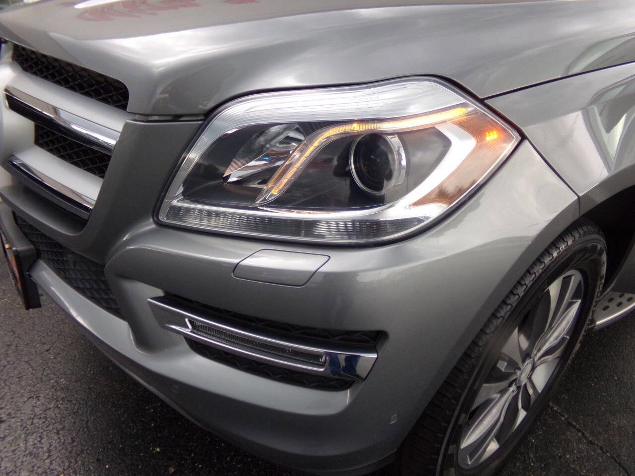 Used 2015 Mercedes-Benz GL 450 GL 450 4MATIC AWD 4dr SUV image 42