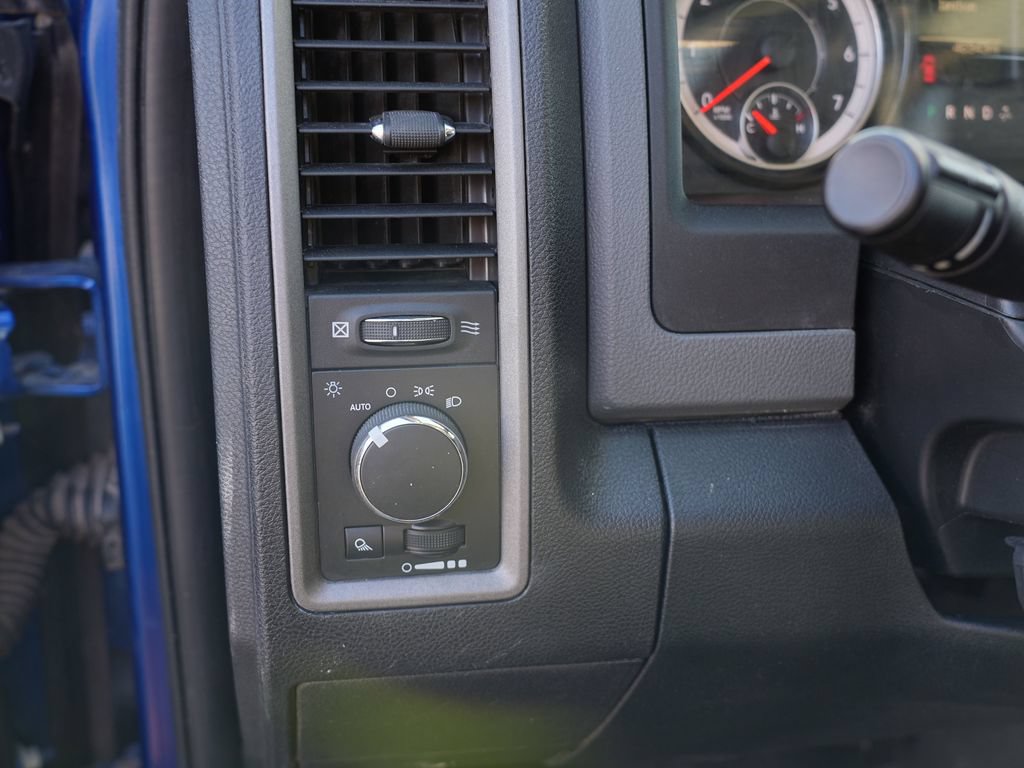 Used 2016 RAM 1500 Tradesman w/ Popular Equipment Group AWD/4WD image 16