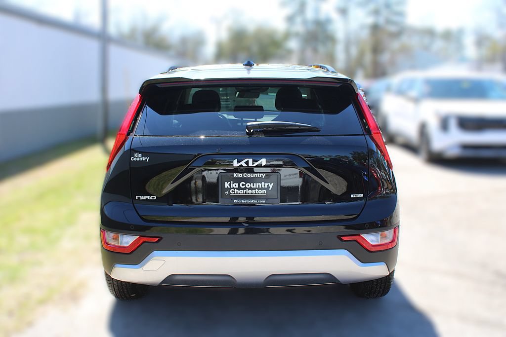 New 2026 Kia Niro FWD image 8
