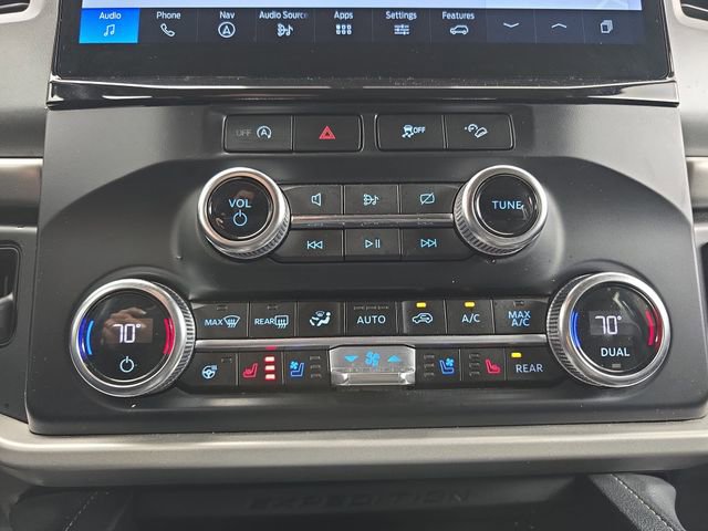 Used 2024 Ford Expedition XLT AWD/4WD image 30