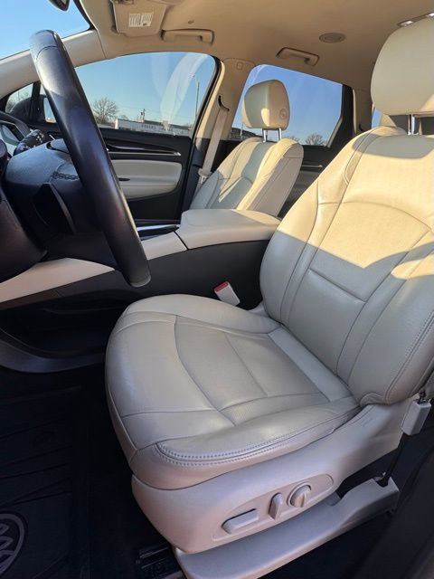 Used 2019 Buick Enclave Essence AWD/4WD image 11