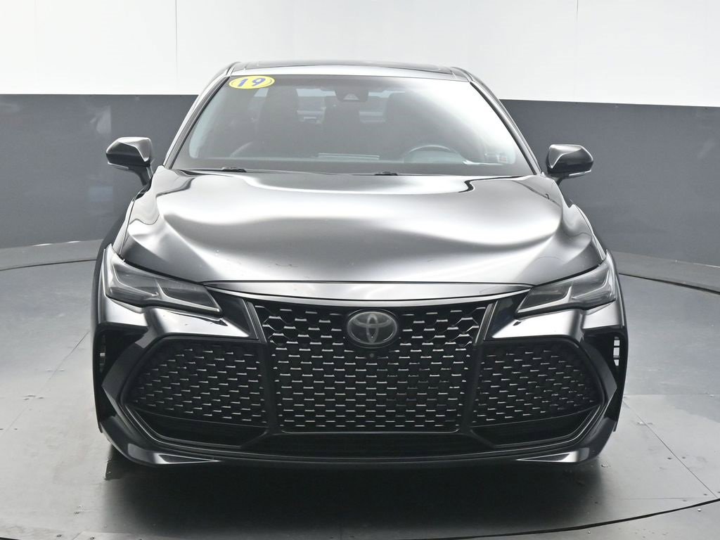 Used 2019 Toyota Avalon Touring w/ Advanced Safety Package image 3