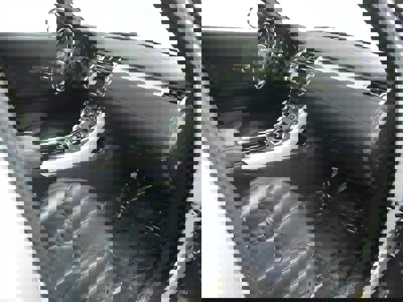 Used 2014 Land Rover Range Rover Evoque Pure Premium image 23