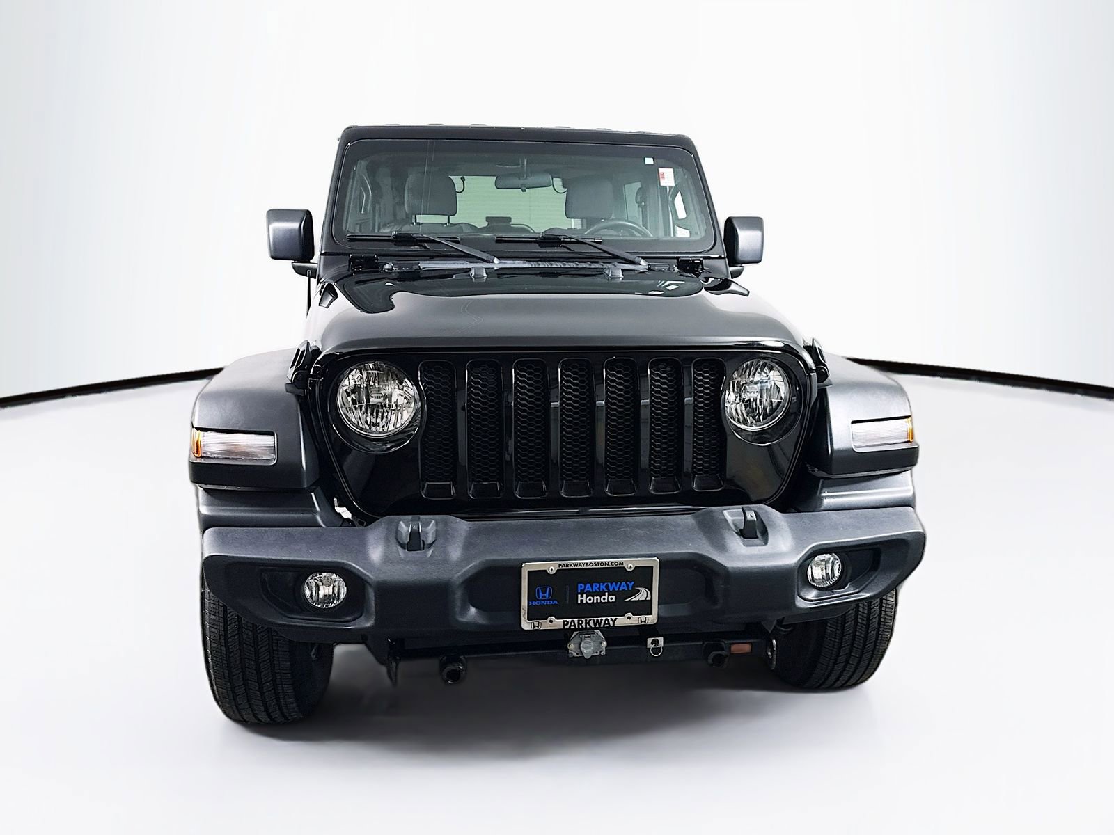 Used 2022 Jeep Wrangler Sport image 2