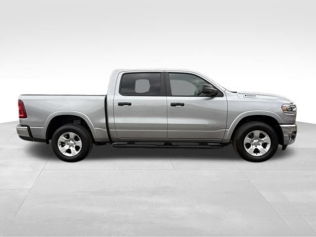 Used 2025 RAM 1500 Big Horn AWD/4WD image 2