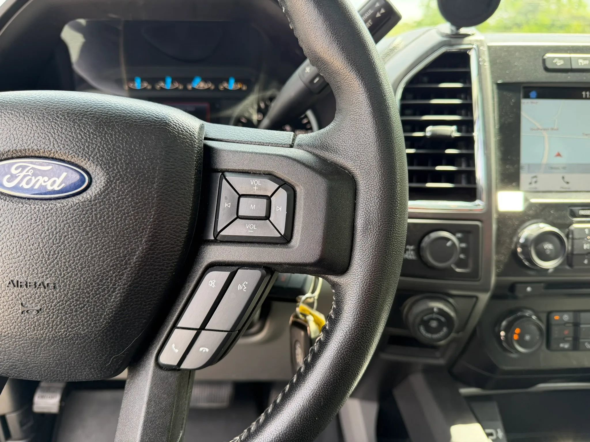 Used 2017 Ford F150 XLT w/ Equipment Group 302A Luxury image 18