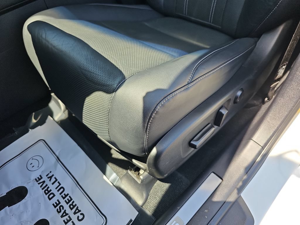 Used 2019 Lexus RX 350 AWD w/ Navigation Package image 28