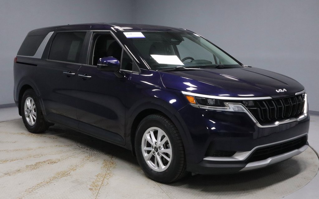 Used 2024 Kia Carnival LX