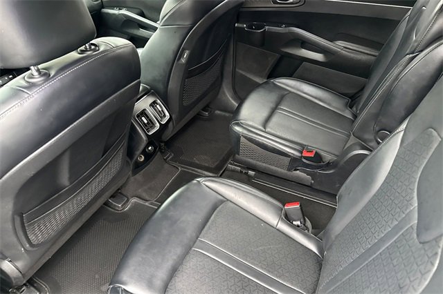 Certified 2023 Kia Sorento EX w/ Panoramic Sunroof Package image 15