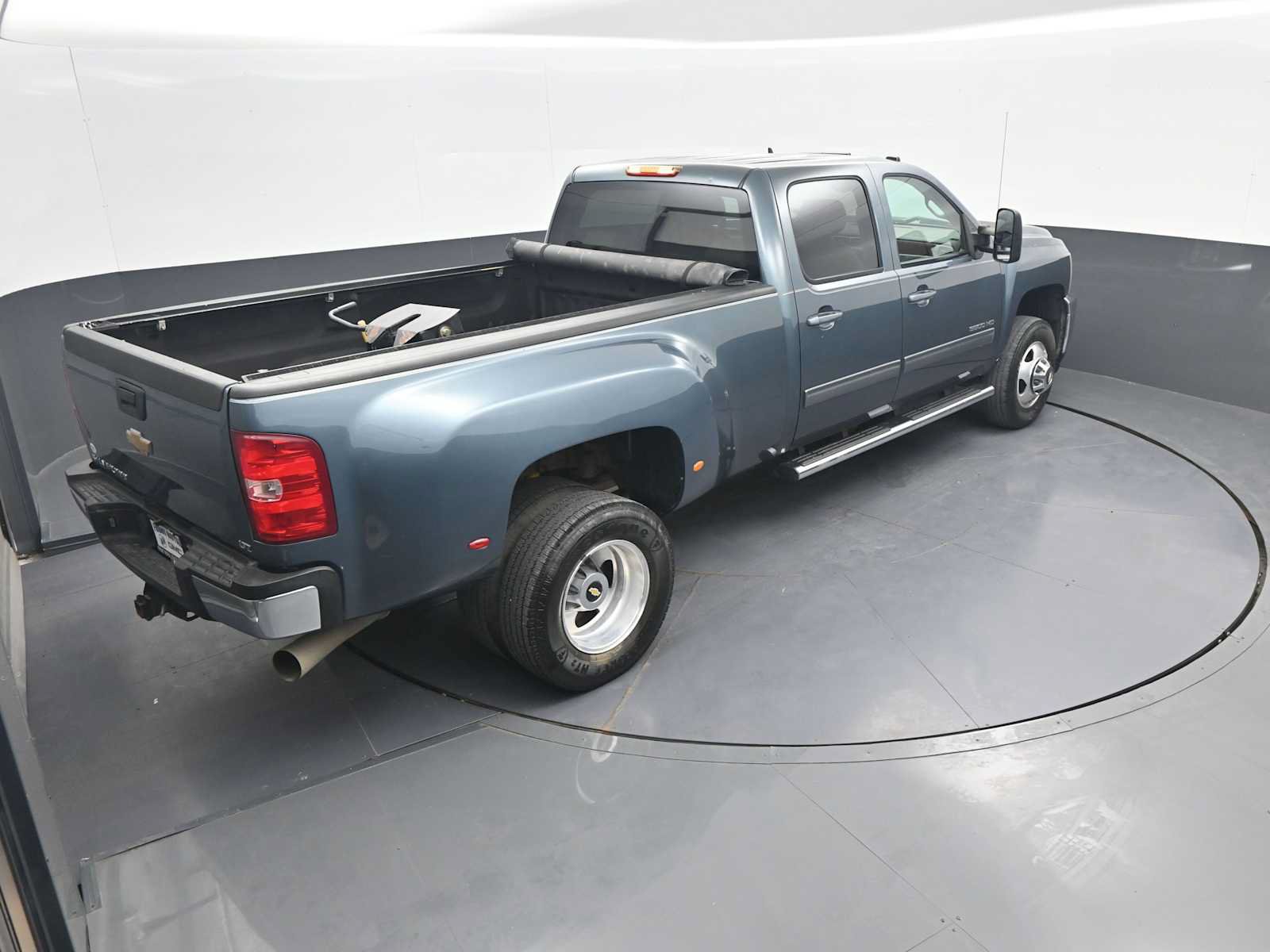 Used 2012 Chevrolet Silverado 3500 LTZ AWD/4WD image 38