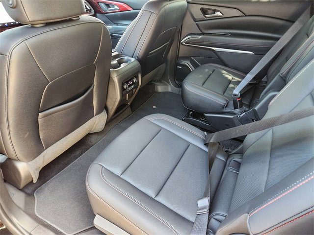 Used 2025 Chevrolet Traverse Z71 w/ Enhanced Driving Package AWD/4WD image 31