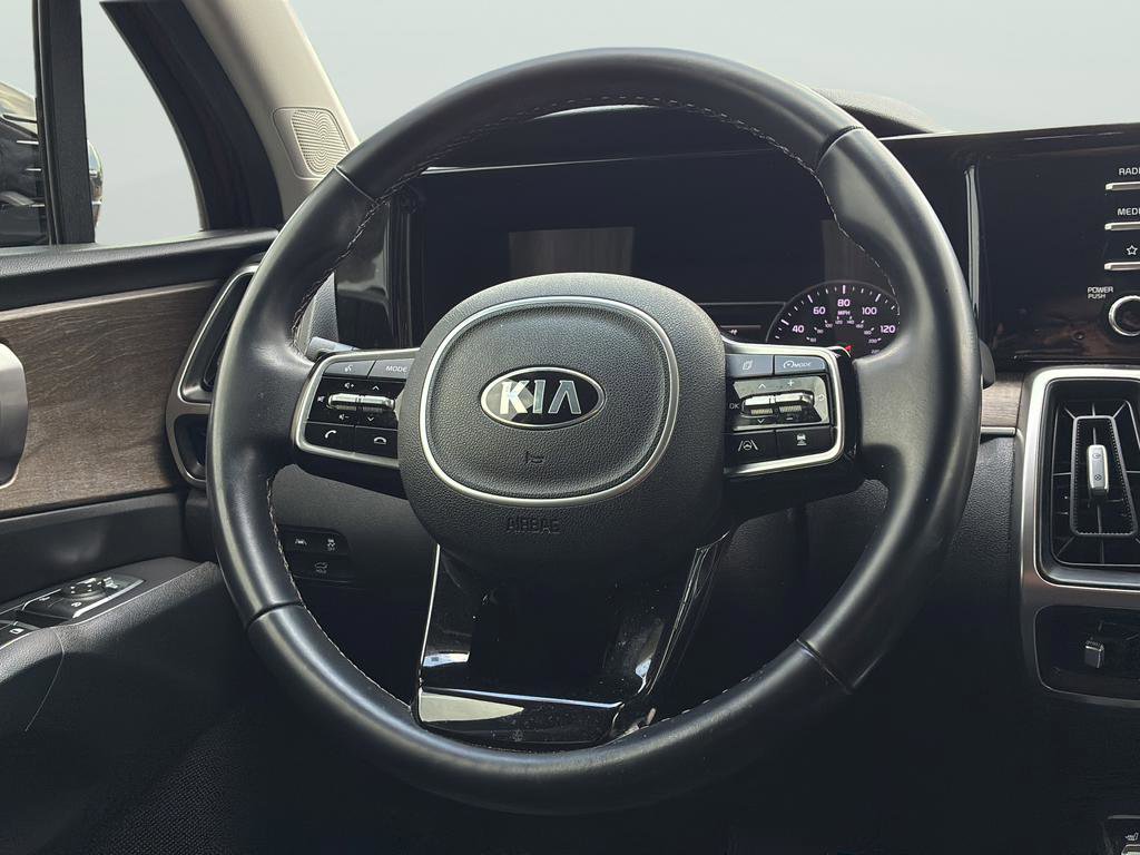 Used 2021 Kia Sorento EX FWD image 19