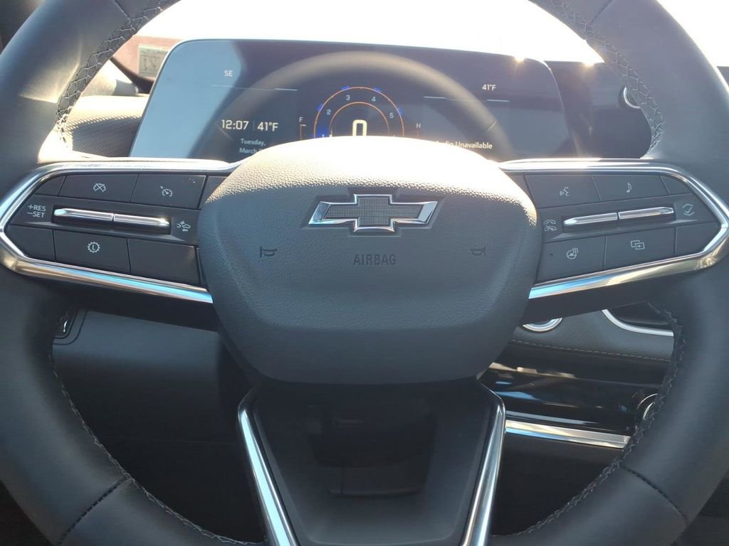 New 2026 Chevrolet Equinox LT w/ Convenience Package II image 10