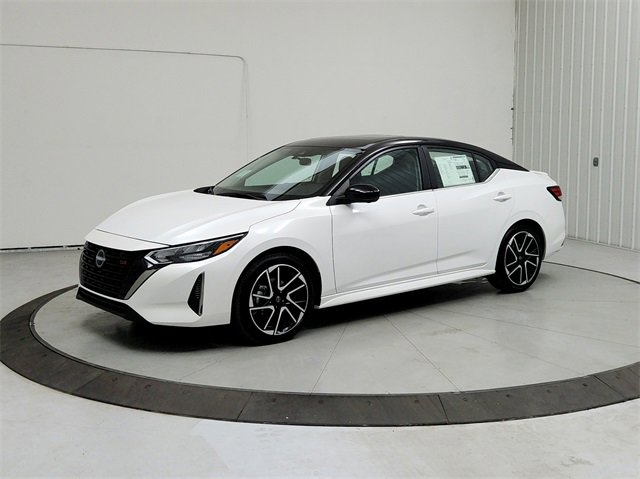 New 2025 Nissan Sentra SR w/ SR Premium Package image 3