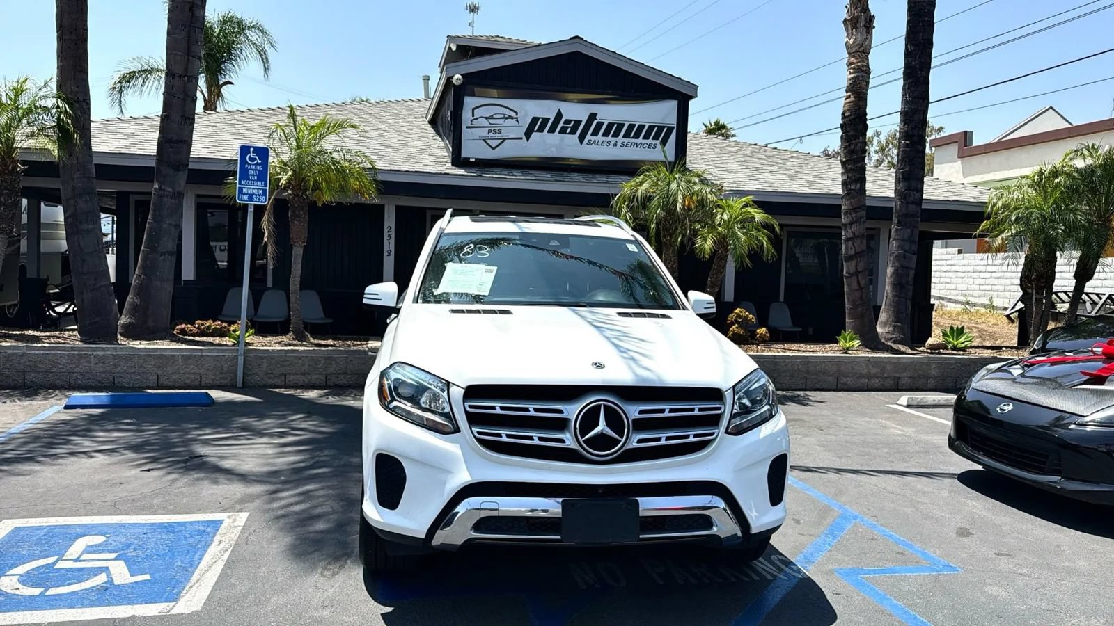 Used 2018 Mercedes-Benz GLS 450 4MATIC w/ Premium Package image 2