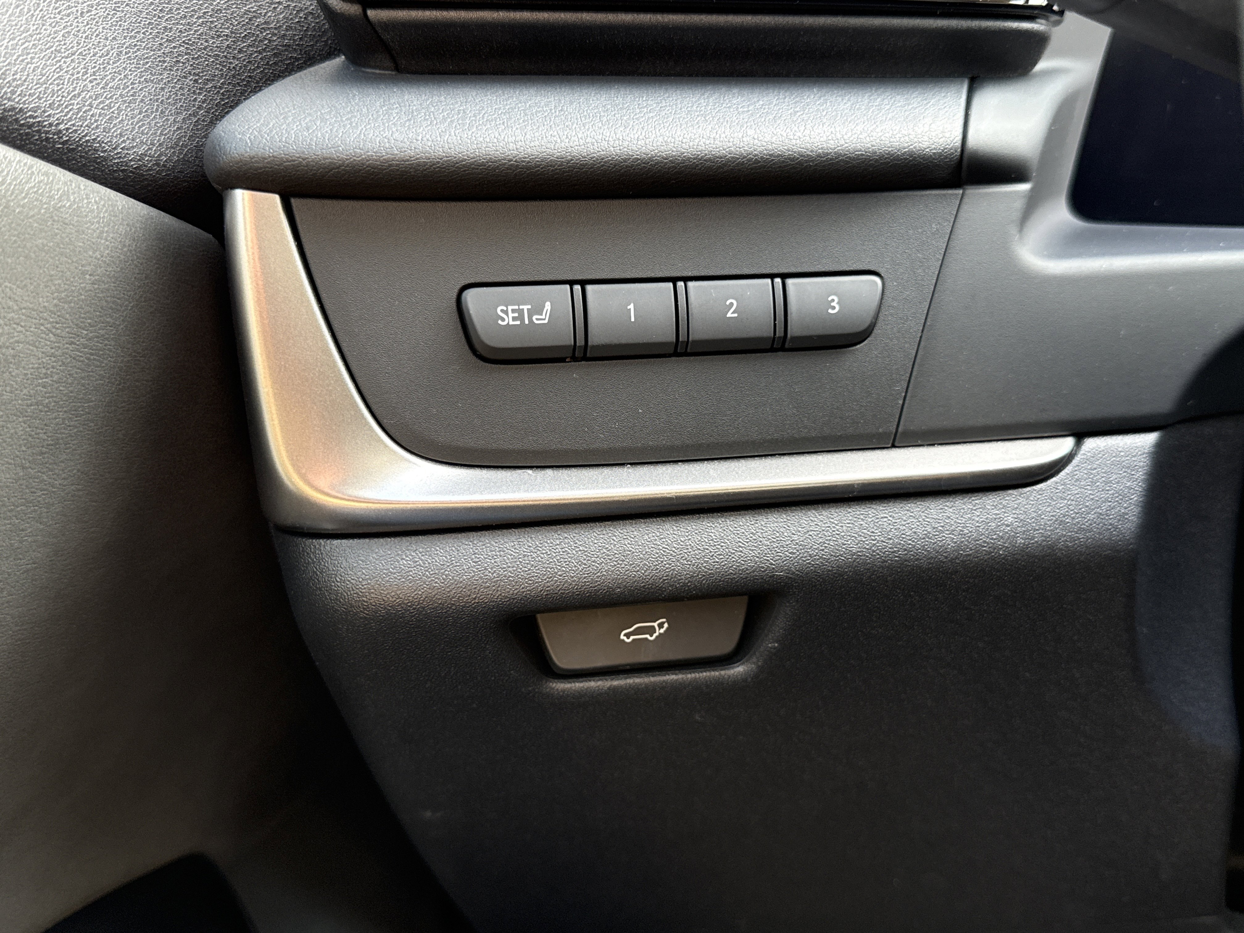 Used 2023 Lexus RZ 450e Premium w/ Accessory Package (2T) image 29