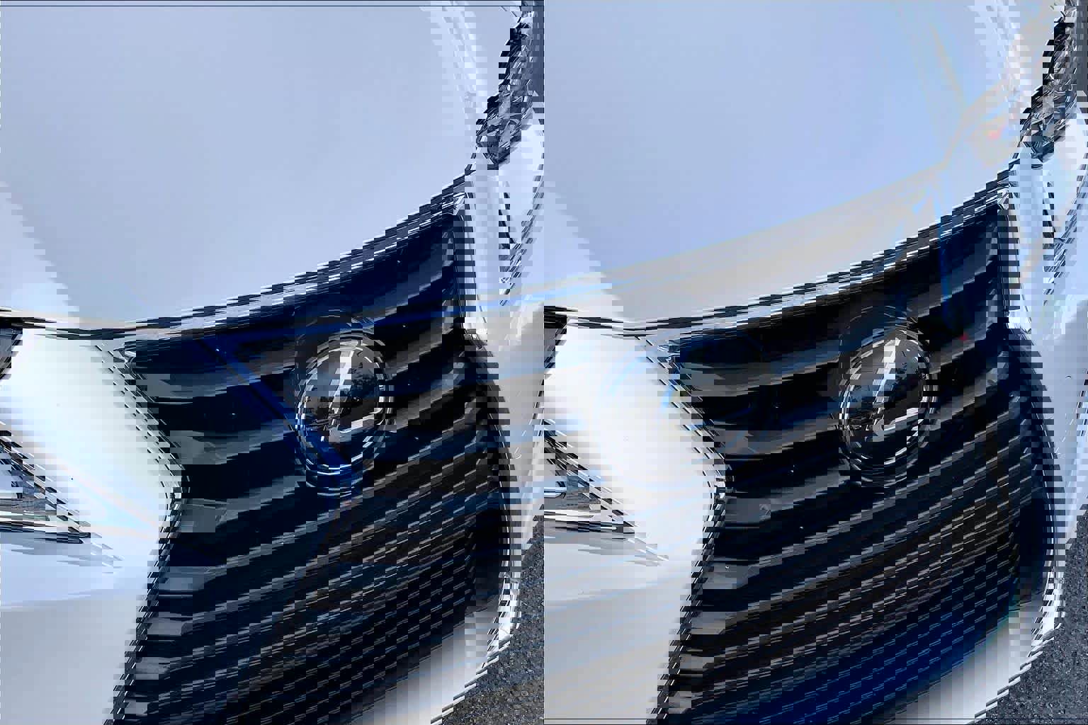 Used 2019 Lexus IS 300 w/ Premium Package image 32