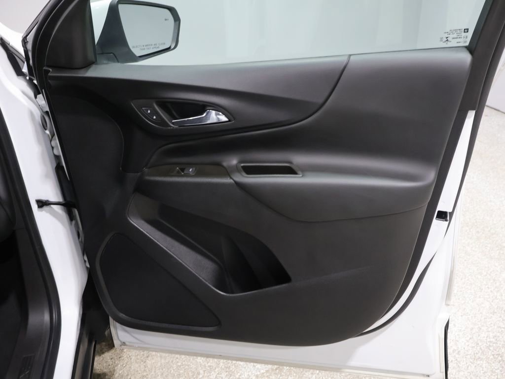 Used 2023 Chevrolet Equinox LT image 22