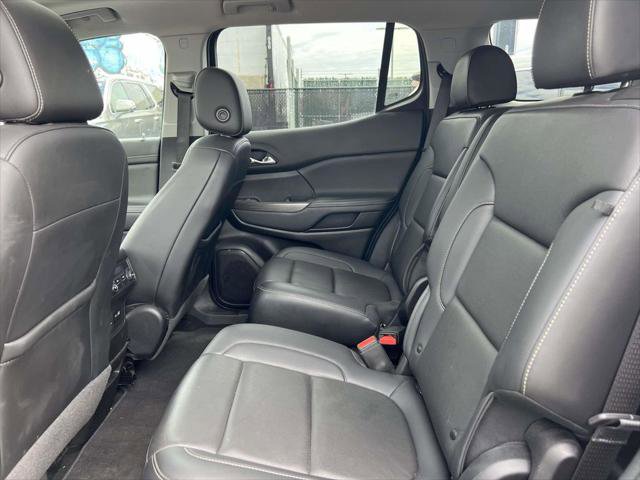 Used 2022 GMC Acadia SLT AWD/4WD image 12