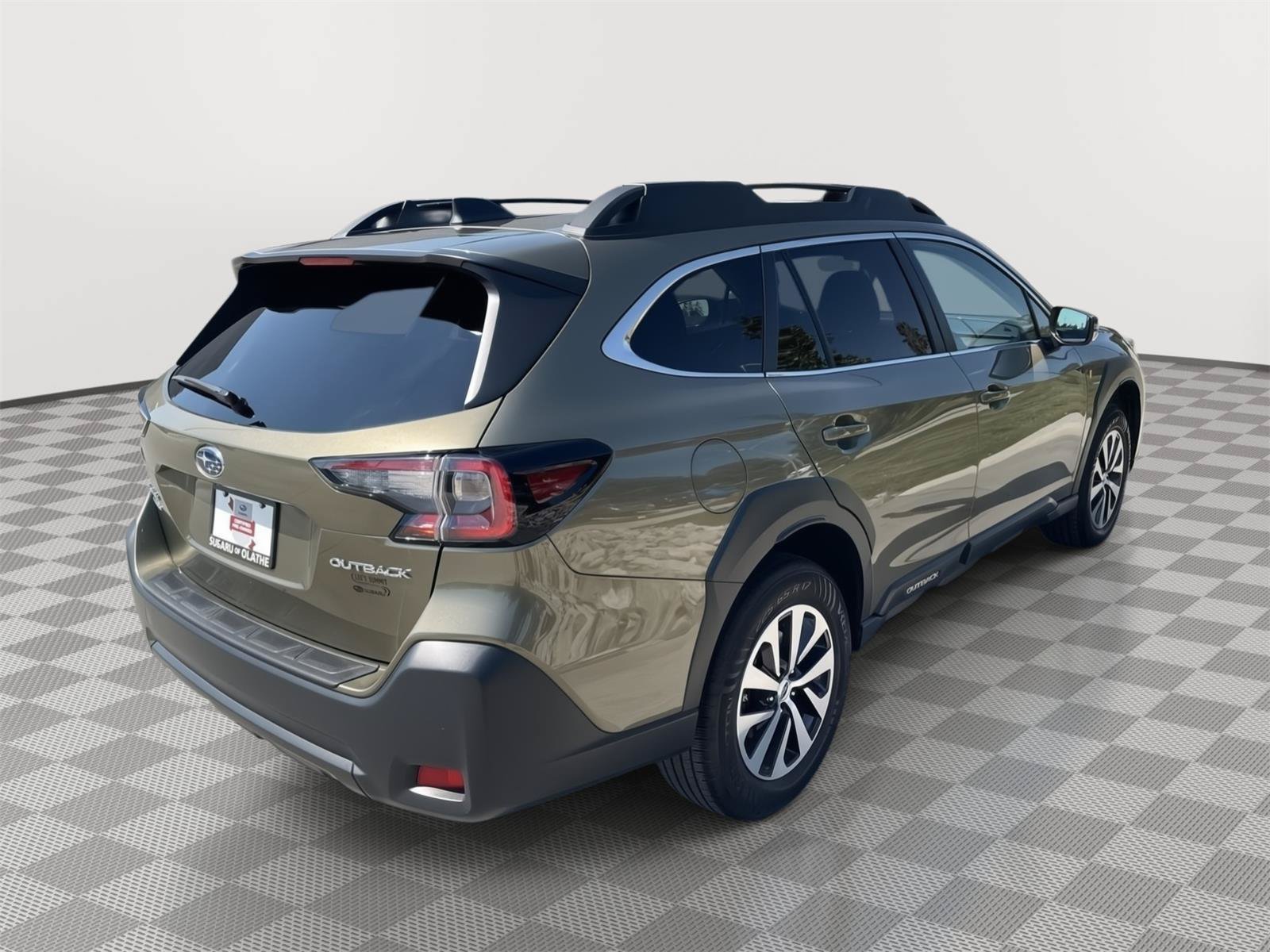 Certified 2025 Subaru Outback Premium w/ Popular Package #1A AWD/4WD image 14