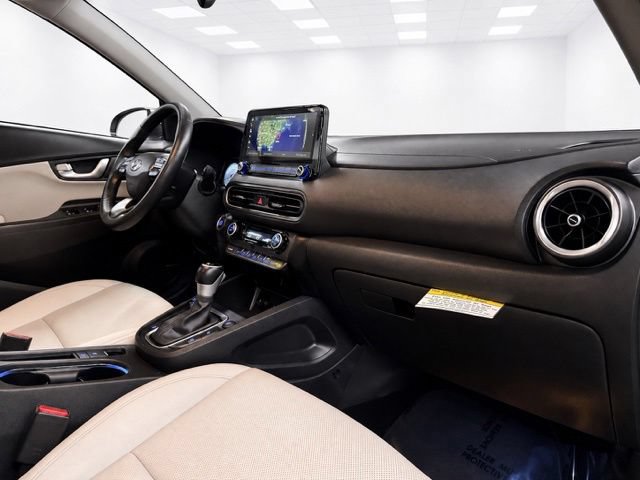 Used 2023 Hyundai Kona Limited AWD/4WD image 16