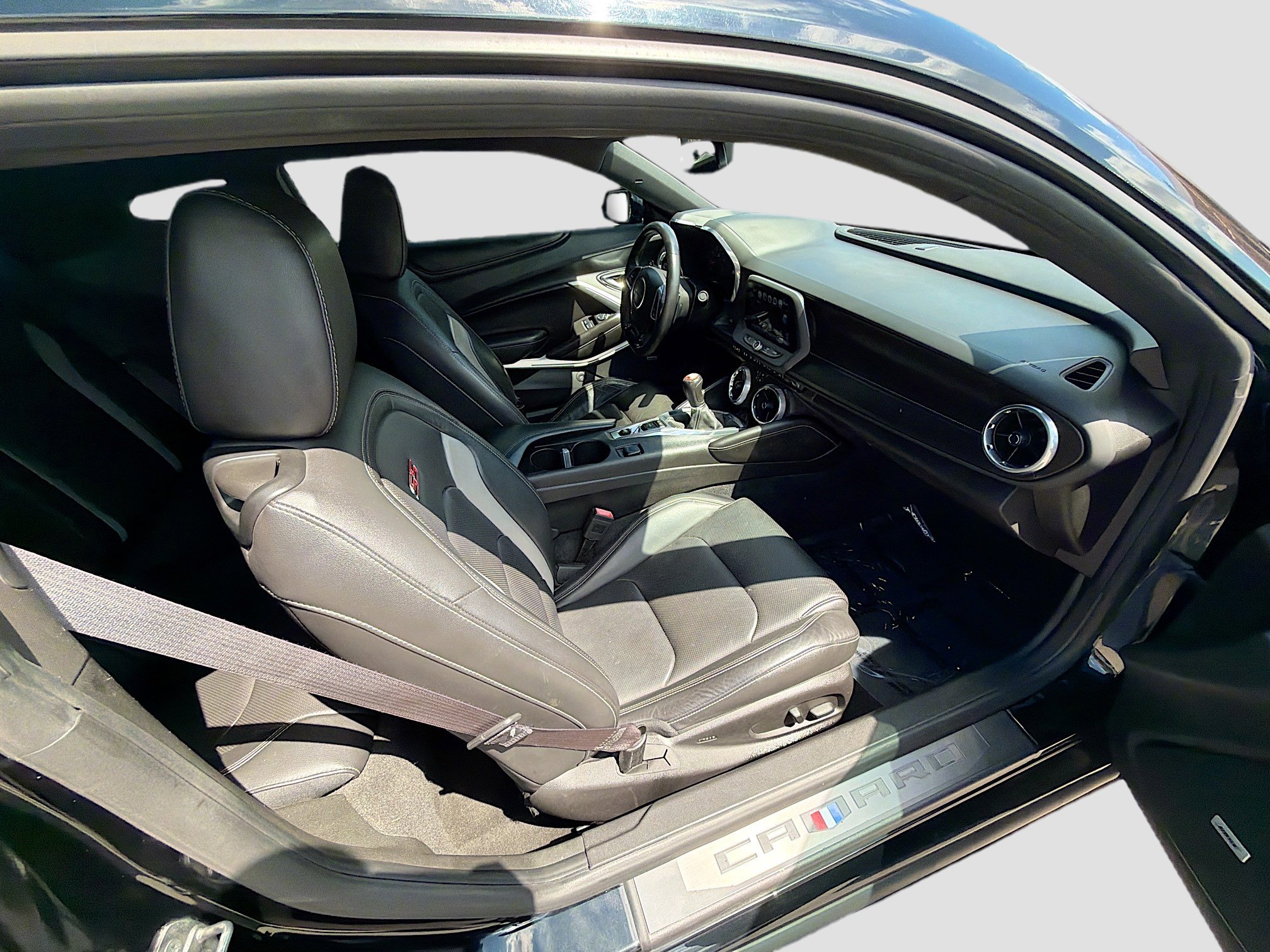 Used 2017 Chevrolet Camaro SS image 30