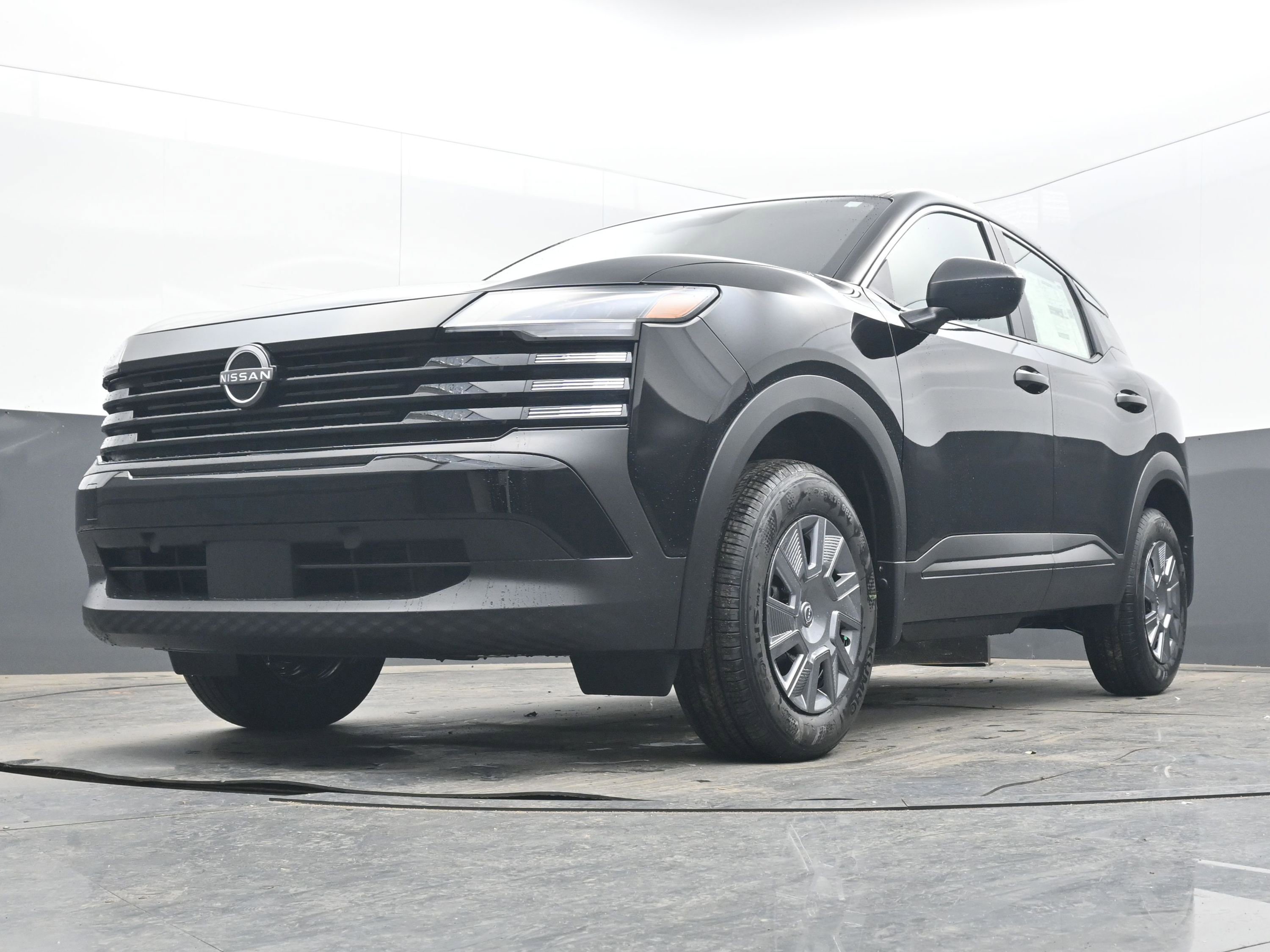 New 2026 Nissan Kicks S image 24