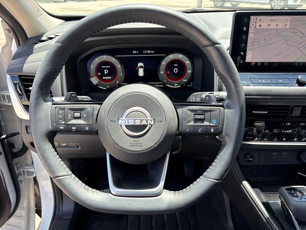 Used 2024 Nissan Rogue Platinum w/ Platinum Premium Package FWD image 17