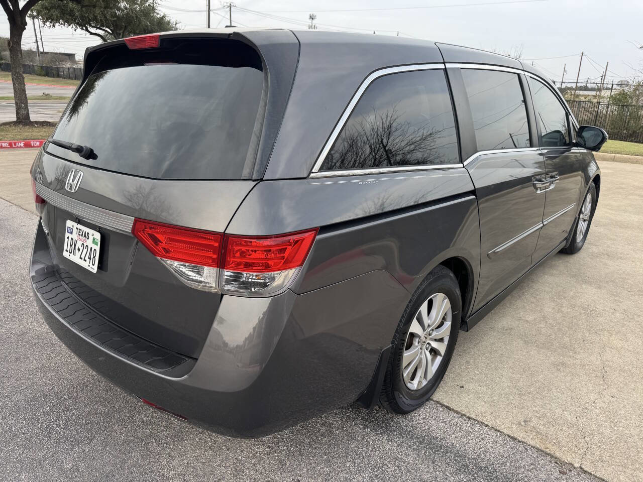 Used 2014 Honda Odyssey EX-L image 9