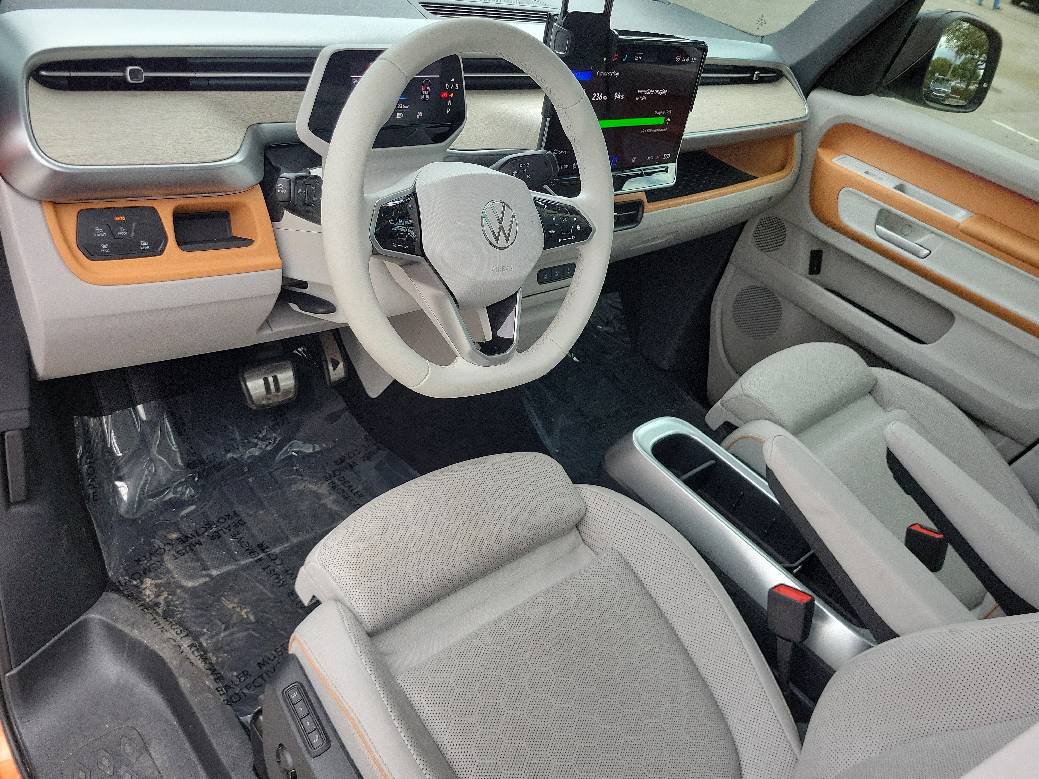 Used 2025 Volkswagen ID. Buzz 1st Edition image 21