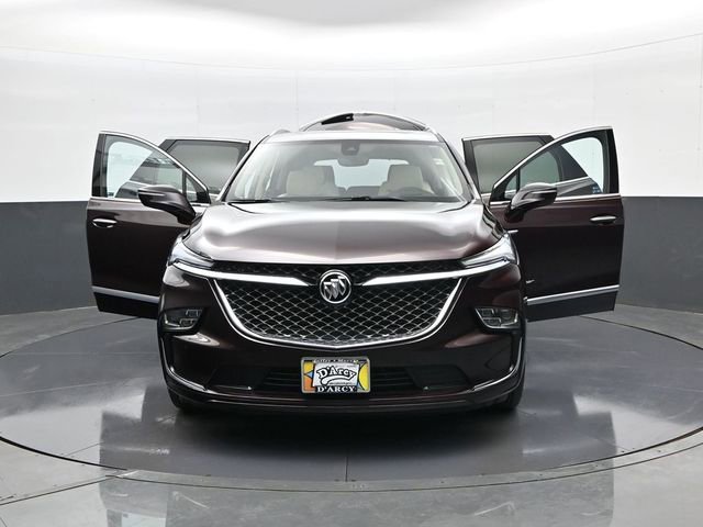 Used 2023 Buick Enclave Avenir w/ Avenir Technology Package image 32