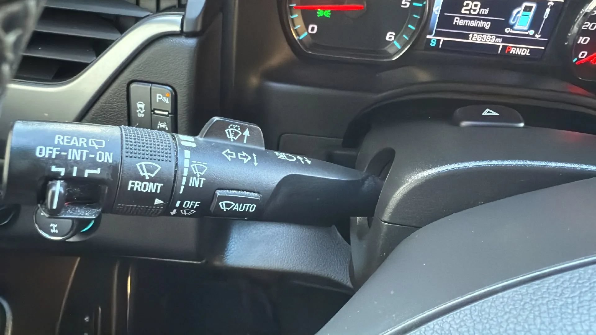 Used 2018 Chevrolet Tahoe LT AWD/4WD image 13