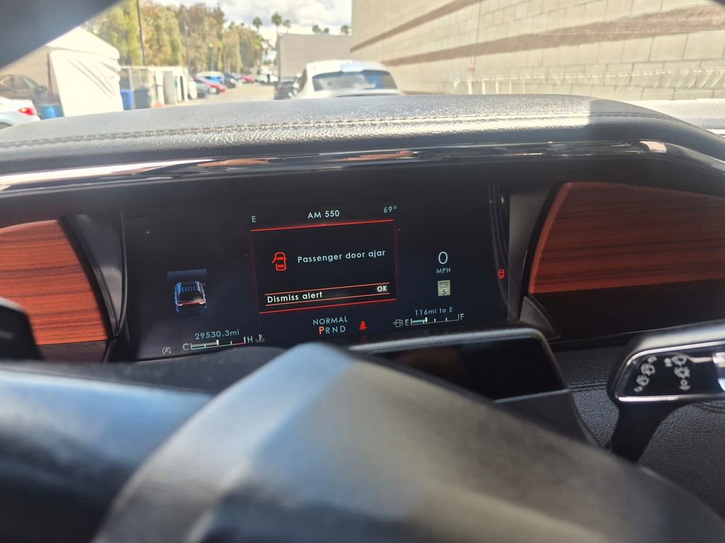 Used 2024 Lincoln Navigator Reserve image 22