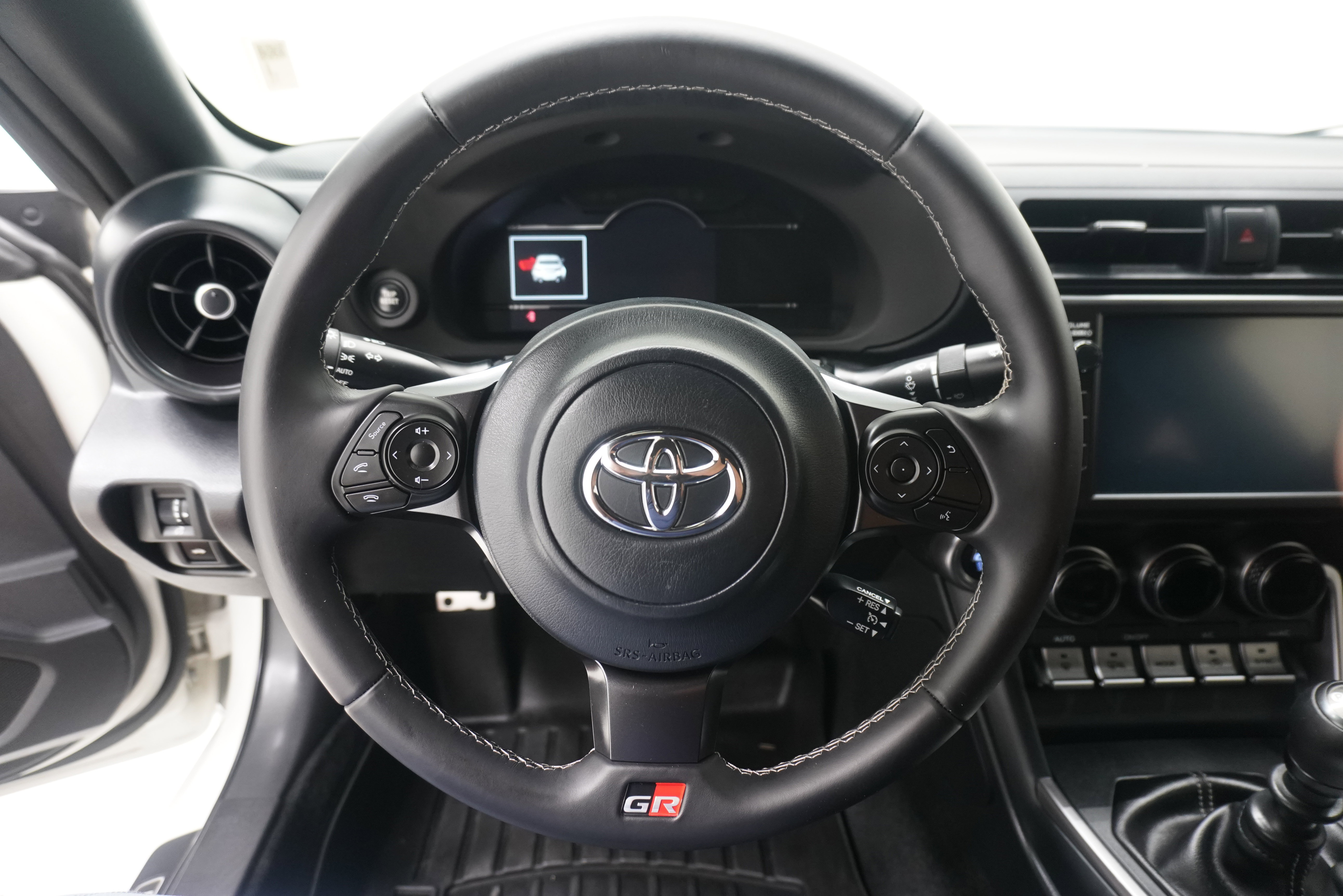 Used 2023 Toyota GR86 Premium RWD image 15