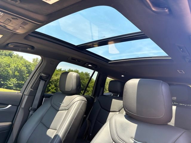 Certified 2023 Cadillac XT6 Sport w/ LPO, ONYX Package AWD/4WD image 18