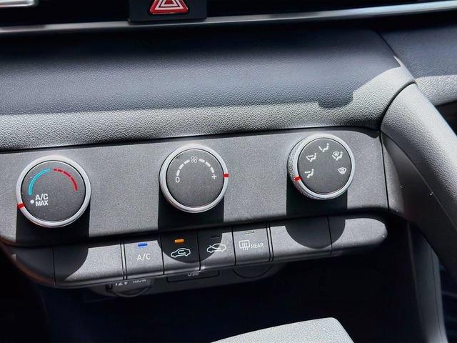 New 2026 Hyundai Elantra SE FWD image 15