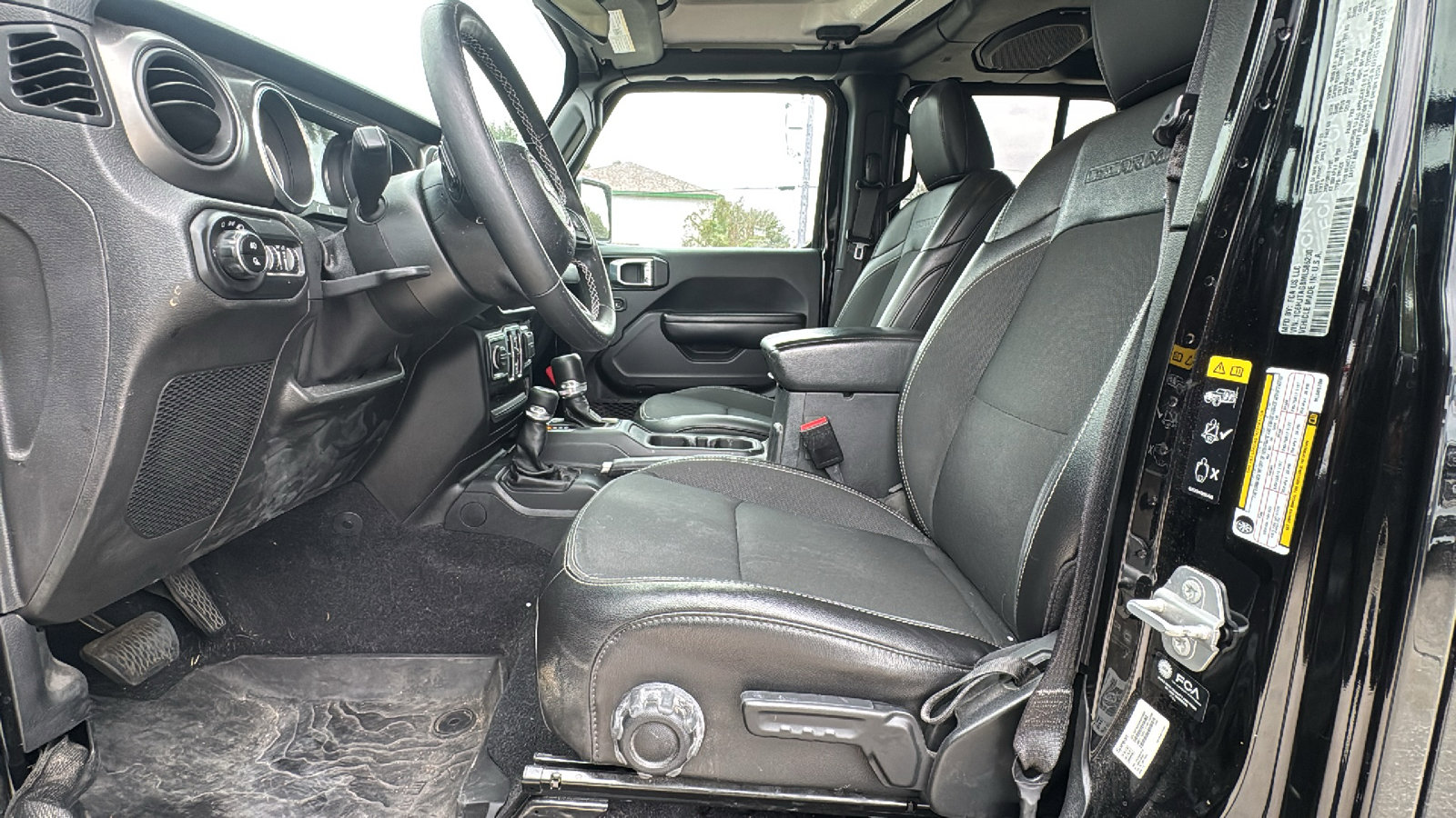 Used 2021 Jeep Gladiator Sport image 9