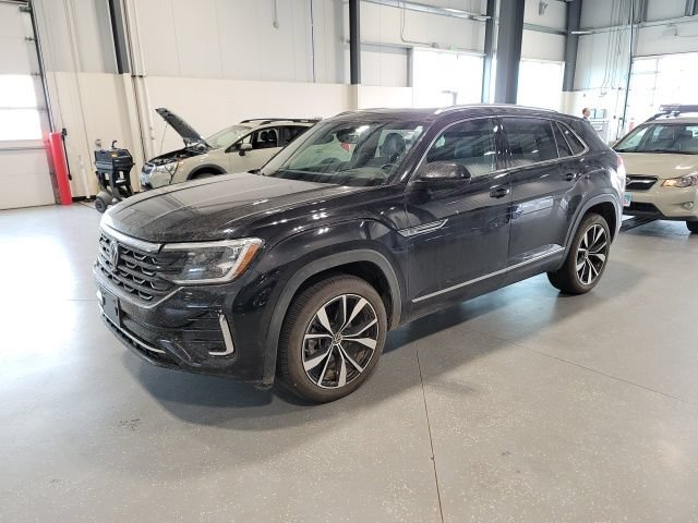 Used 2025 Volkswagen Atlas Cross Sport SEL Premium R-Line AWD/4WD image 3