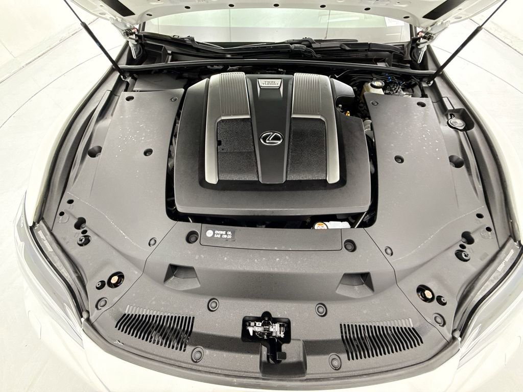 Used 2024 Lexus LS 500 w/ Interior Upgrade Package image 27