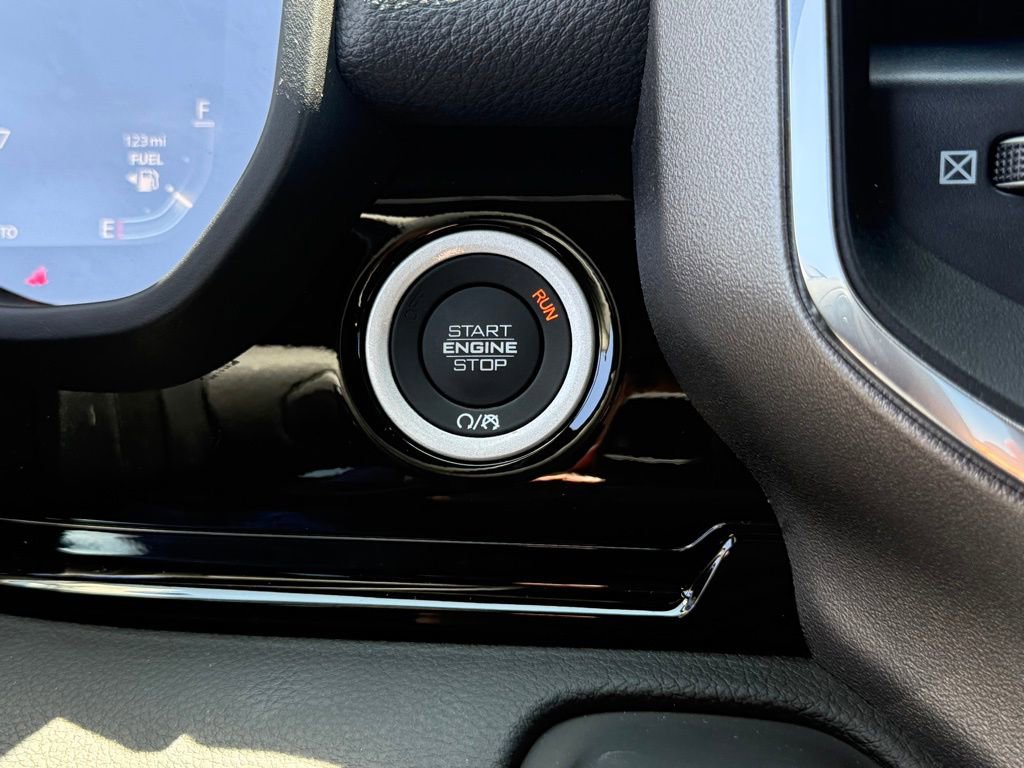 New 2026 RAM 1500 Laramie w/ Night Edition image 24