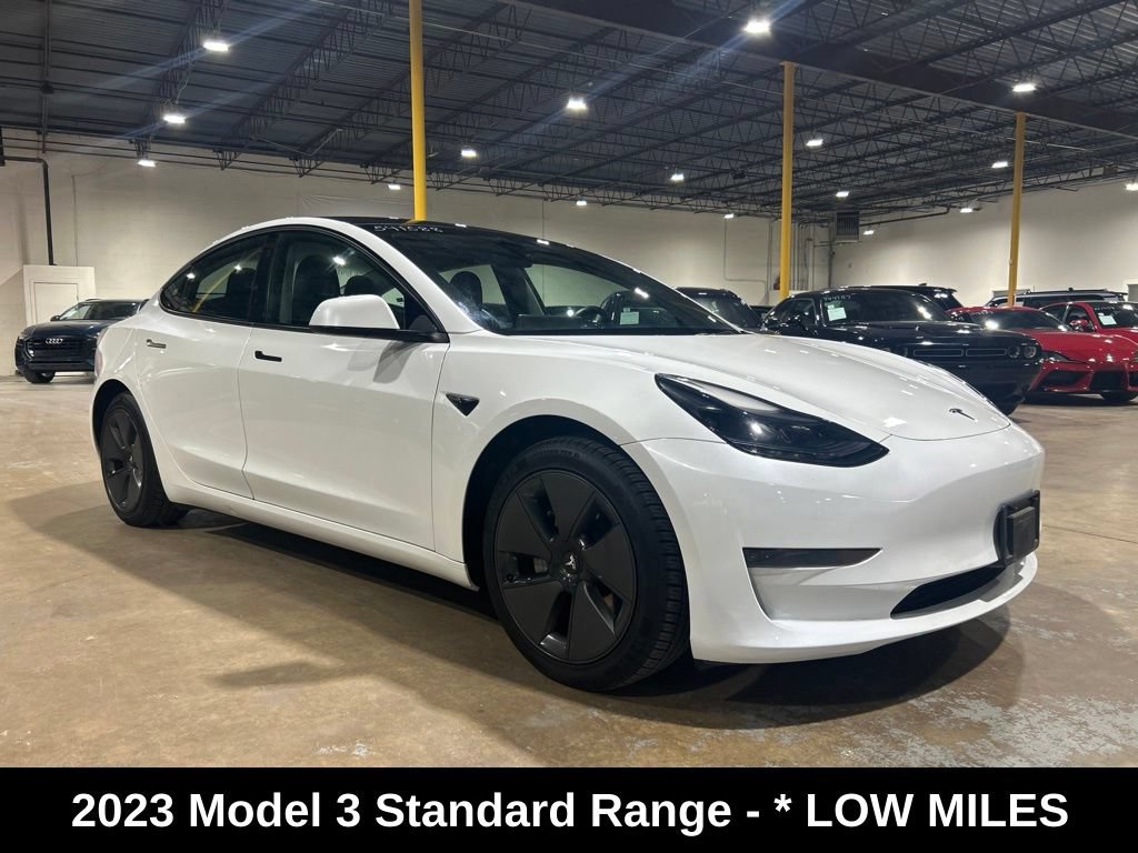 Used 2023 Tesla Model 3 Standard Range RWD image 3
