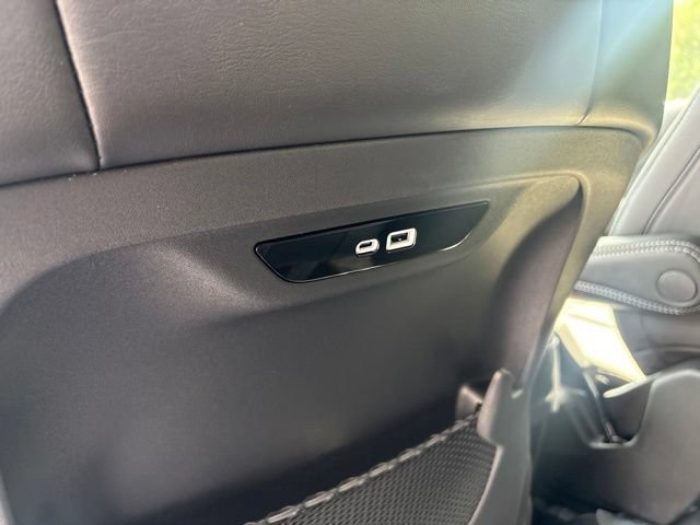 New 2027 Chrysler Pacifica Select w/ Family Tech Group AWD/4WD image 19